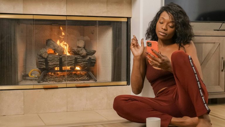 cozy caf s with fireplaces