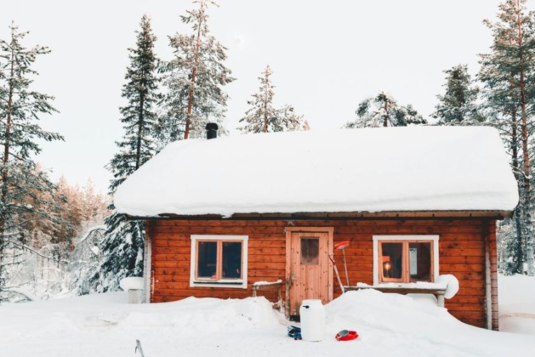 cozy winter christmas destinations