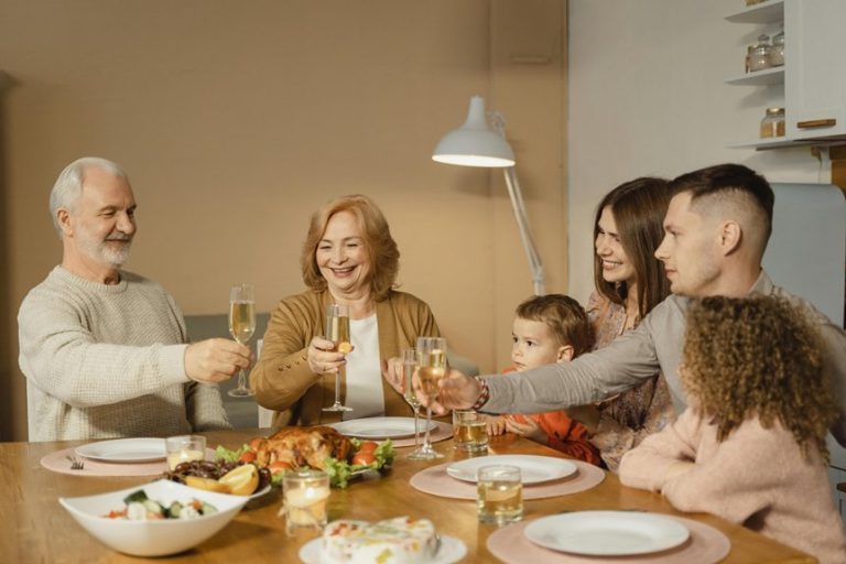 thanksgiving weekend cozy spots