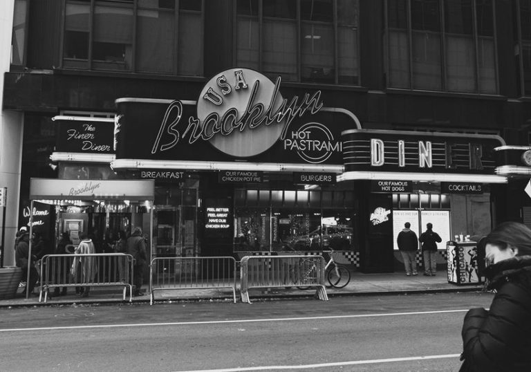 top nyc hot dog spots